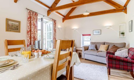 2 Bed in St. Austell 2