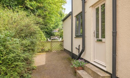 1 Bed in Kilve