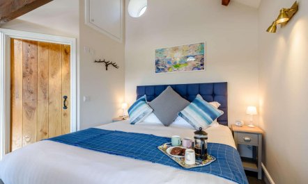 1 Bed in Challacombe 4
