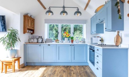 1 Bed in Axminster 3