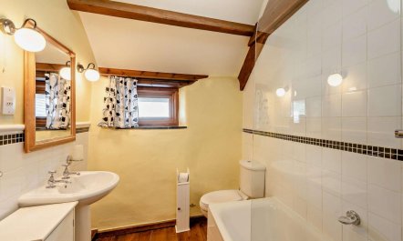 2 Bed in Ilfracombe 9