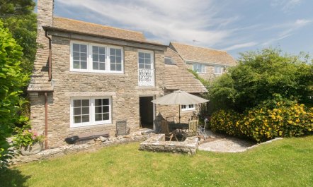 4 Bed in Swanage