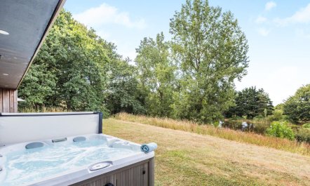 2 Bed in Tiverton 1