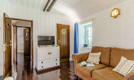 1 Bed in New Quay 4