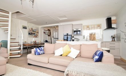 3 Bed in Seahouses 3