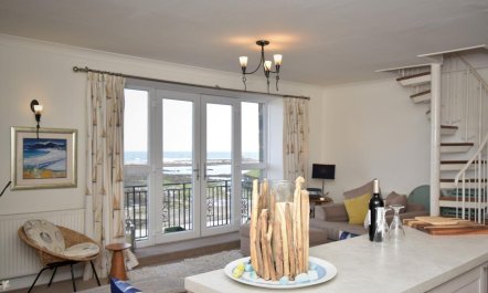 3 Bed in Seahouses 2