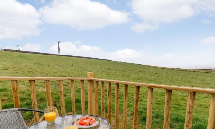 1 Bed in Colne 2