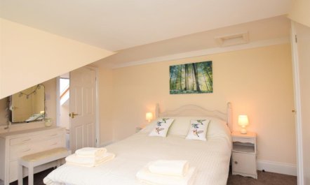 2 Bed in Newton Abbot 8