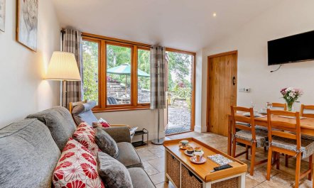 1 Bed in Abergavenny 1