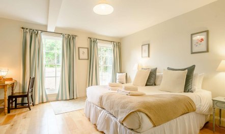 5 Bed in Litton Cheney 6