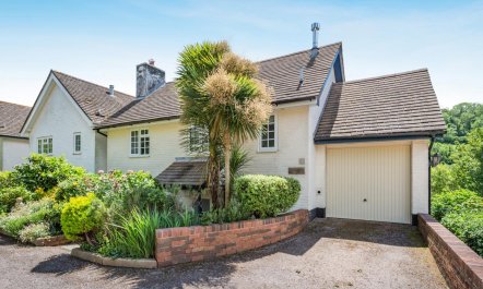 3 Bed in Branscombe 2