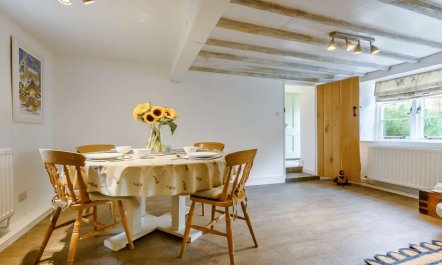 2 Bed in Cheltenham 6