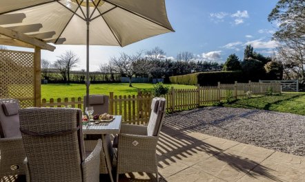 2 Bed in Newton Abbot 4