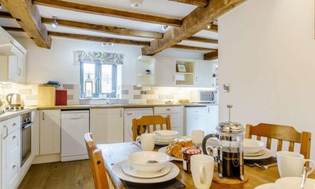 2 Bed in Brecon 4