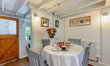 2 Bed in Rye- 3