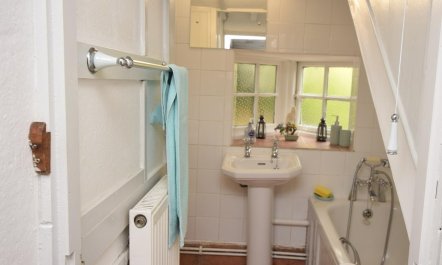 2 Bed in Rye- 6