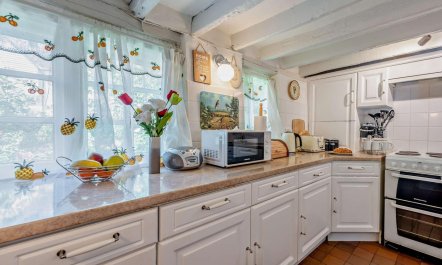 2 Bed in Rye- 5
