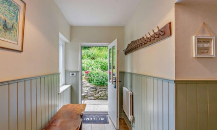 9 Bed in Builth Wells 8
