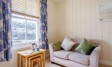 2 Bed in St Austell 3
