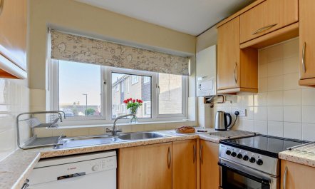 2 Bed in Cheltenham 5