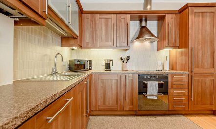 2 Bed in Tenby 6