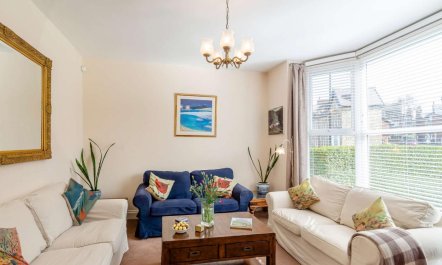 3 Bed in Harrogate 1