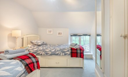 3 Bed in Corfe Castle 8