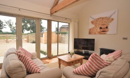 2 Bed in Sherborne 5