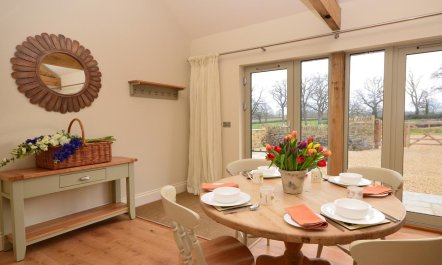 2 Bed in Sherborne 6