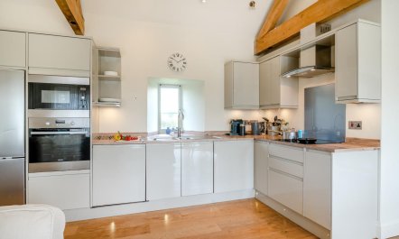 2 Bed in Sherborne 3