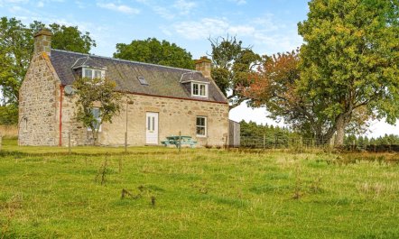 3 Bed in Archiestown 1