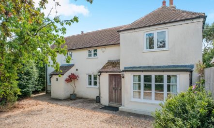 4 Bed in Ningwood
