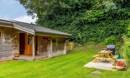 2 Bed in Blandford Forum 1