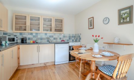 1 Bed in Crickhowell 2