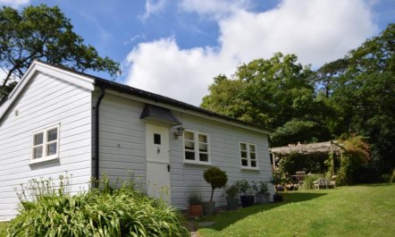 2 Bed in Holsworthy 1