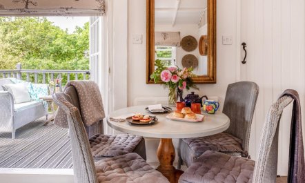 2 Bed in Holsworthy 8