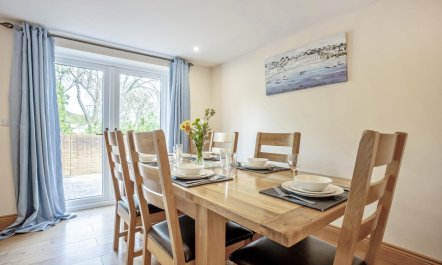 4 Bed in Bridport 3