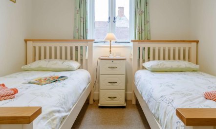 2 Bed in Warminster 9