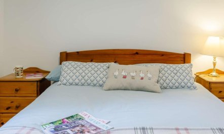 2 Bed in Warminster 6