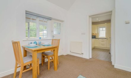 1 Bed in Talybont 1