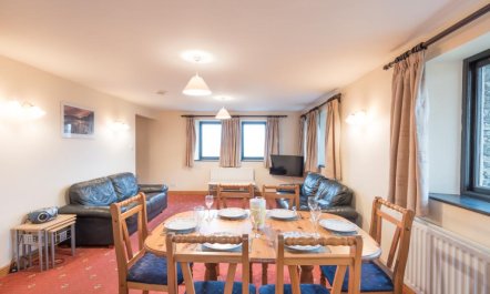 3 Bed in Keswick 1