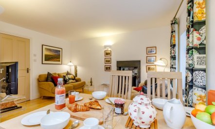 2 Bed in Buxton 3