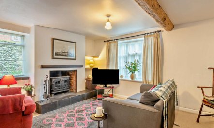 2 Bed in Holt 2