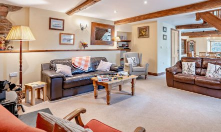 2 Bed in Brecon 6