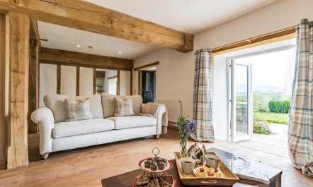 6 Bed in Tiverton 4