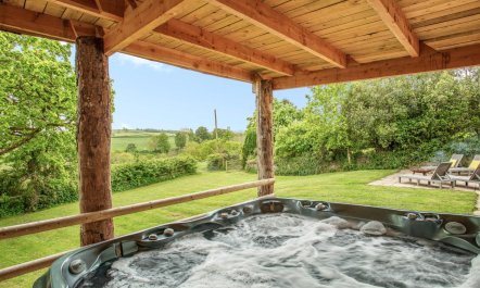 6 Bed in Tiverton