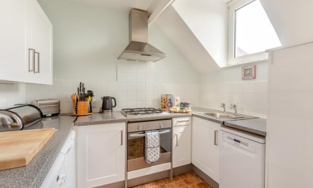 2 Bed in Appledore 8