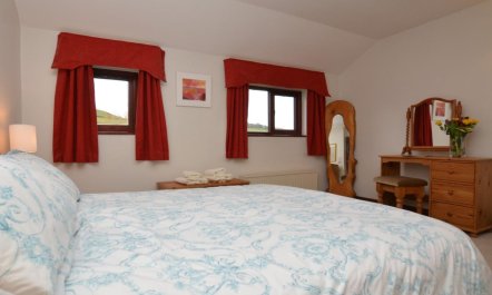 2 Bed in Bridport 9