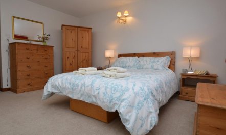 2 Bed in Bridport 7