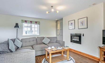 3 Bed in Zeal Monachorum 9